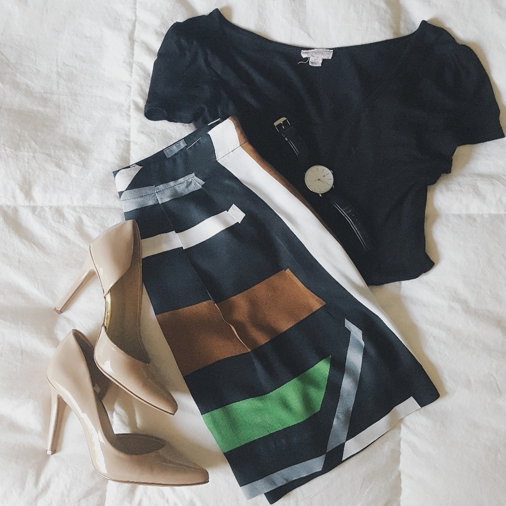 Contemporary Skirt with Pockets